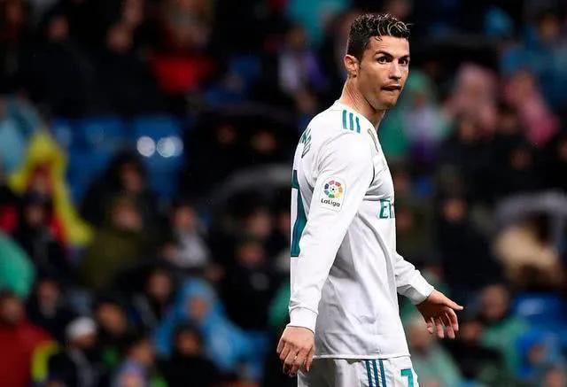 天下足球文案青春是一首诗,天下足球亨利经典文案完整版