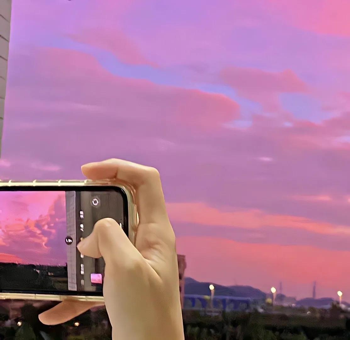 朋友圈背景图片男生简约干净,朋友圈背景图高级感干净