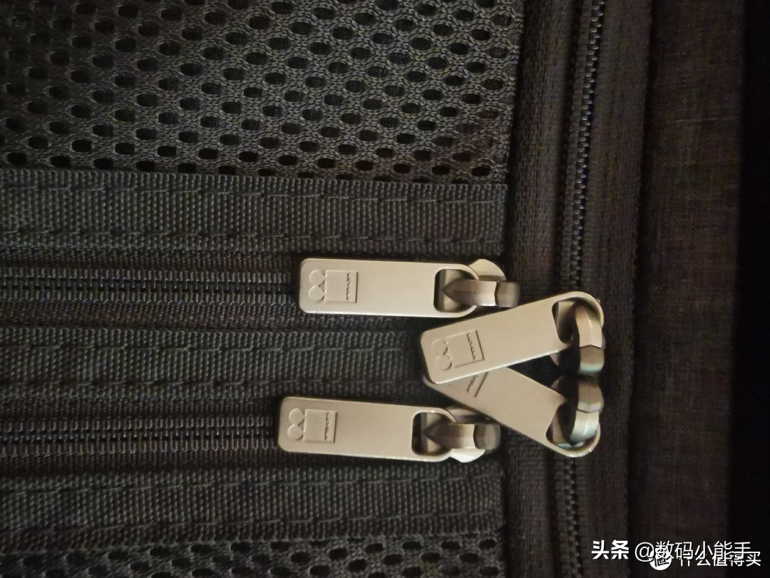 level8地平线八号行李箱颜色,地平线8号行李箱尺寸对比