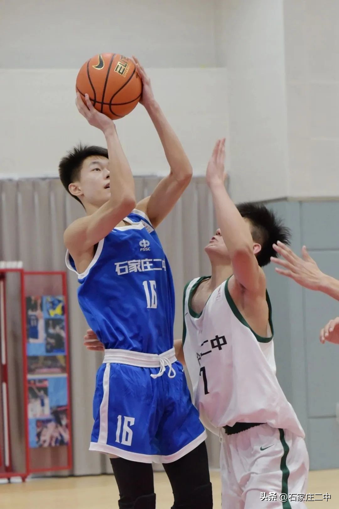 王者荣耀!2022—2023赛季耐克中国高中篮球联赛(河北赛区),石家庄二中男、女篮再次双双夺冠!