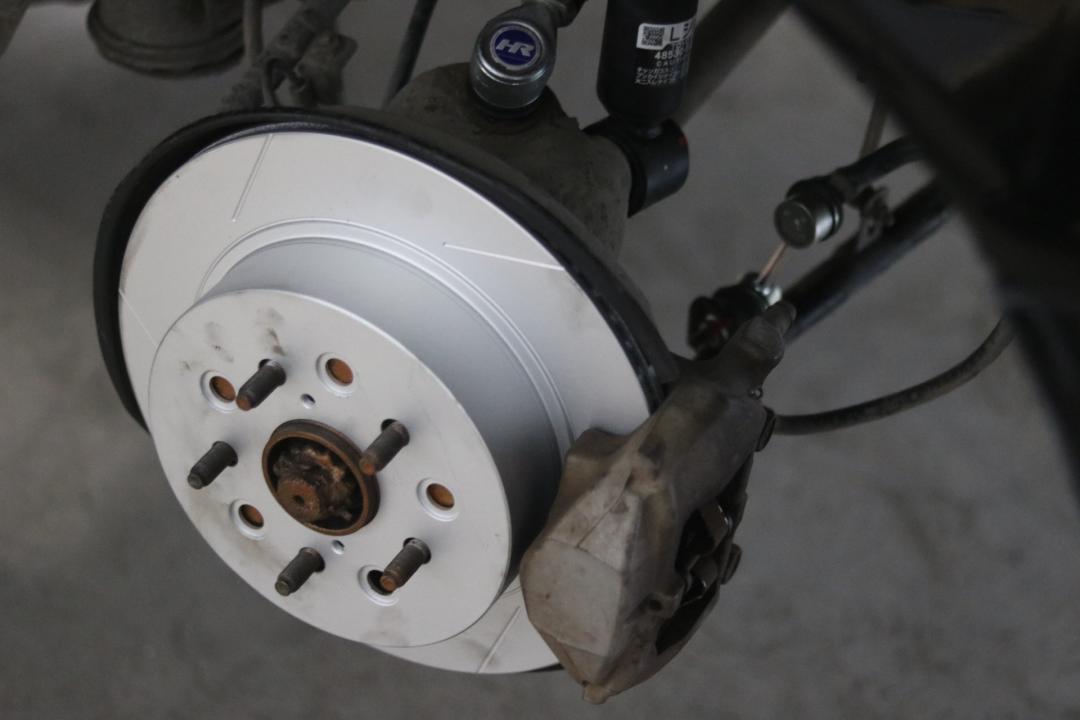 搞了辆“破烂不堪”05年凌志LS430，进厂翻新重造，复活又变新车