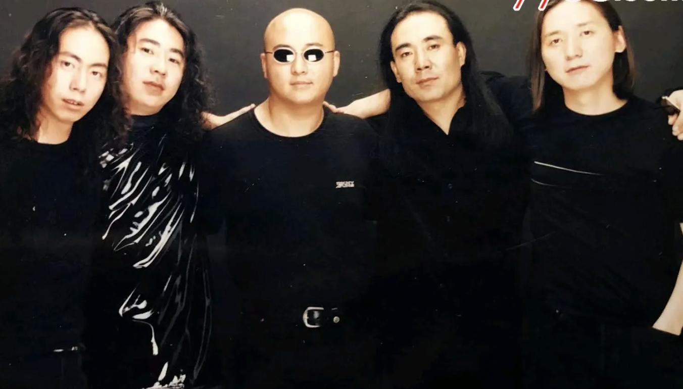 名和利，救不了华语乐坛！这10位顶流歌手的出走，细扒我一言难尽