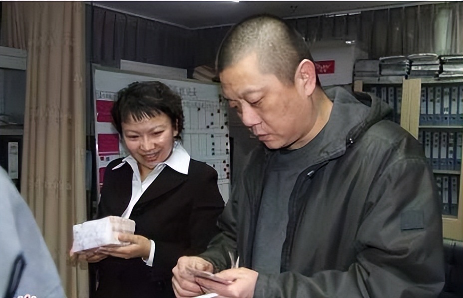 刚治好内娱的精神内耗，演《三体》的她就Be了？