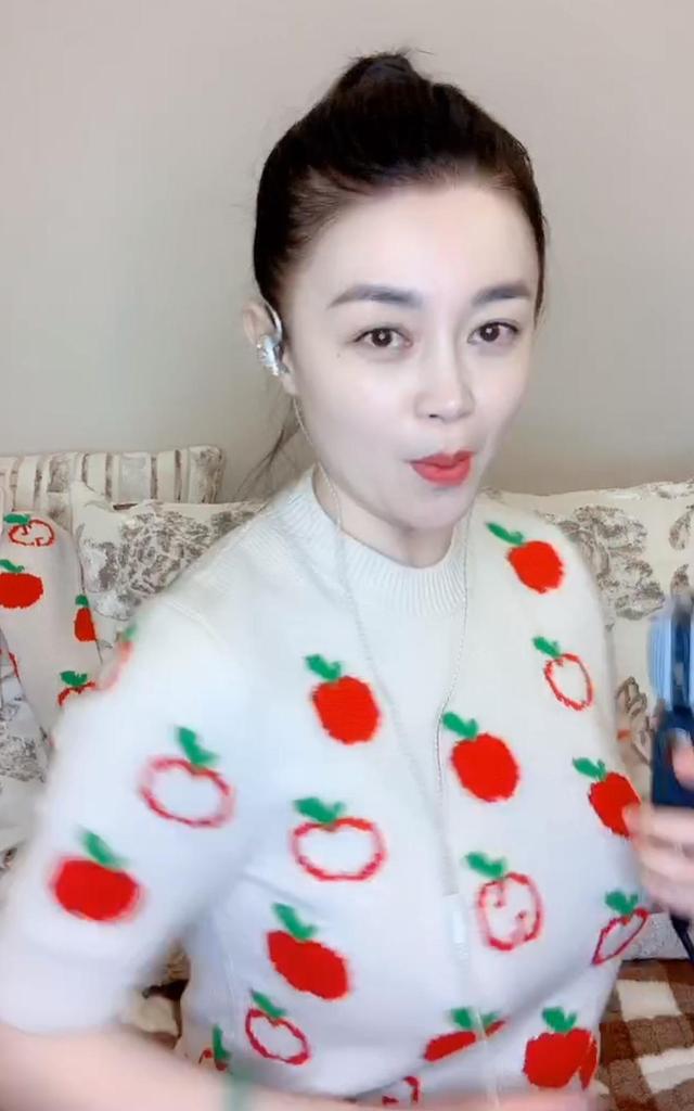 年近40却至今未婚的关婷娜,关婷娜身材
