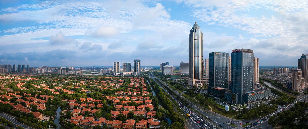 十大经济强省对比,江苏和浙江主要经济指标对比