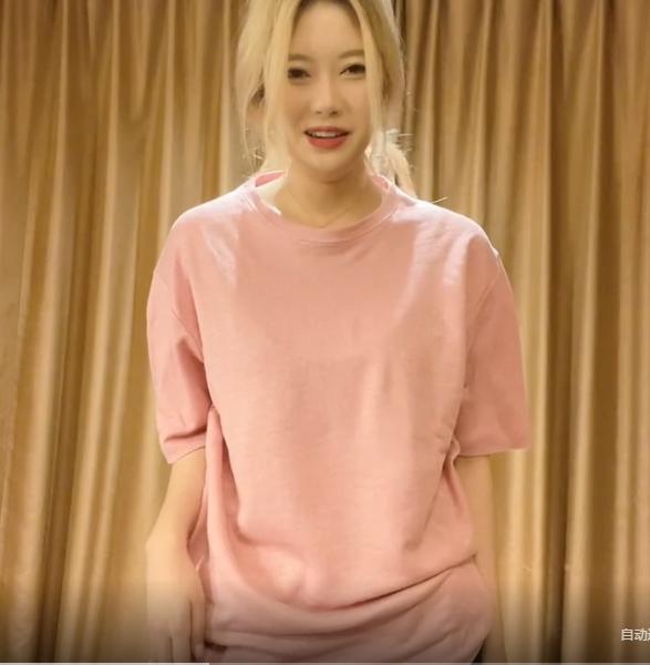 女博主买的奇葩名牌,女网红买的奇葩衣服