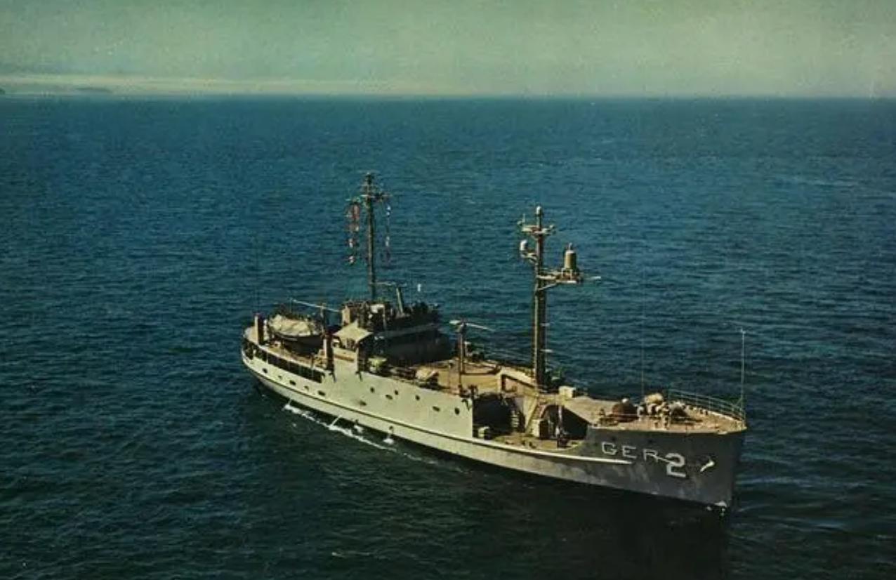 朝鲜扣押美国舰船，美军出动百架战机进逼，最后为何却选择道歉