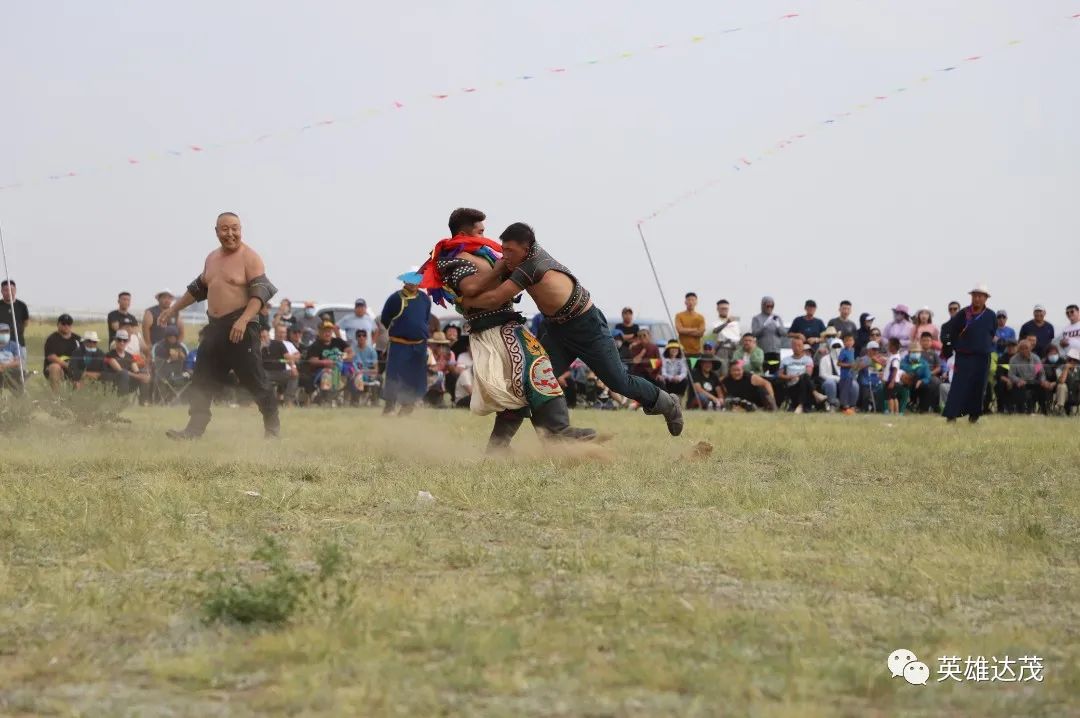 正镶白旗射箭比赛那达慕,达茂旗那达慕开幕式完整版