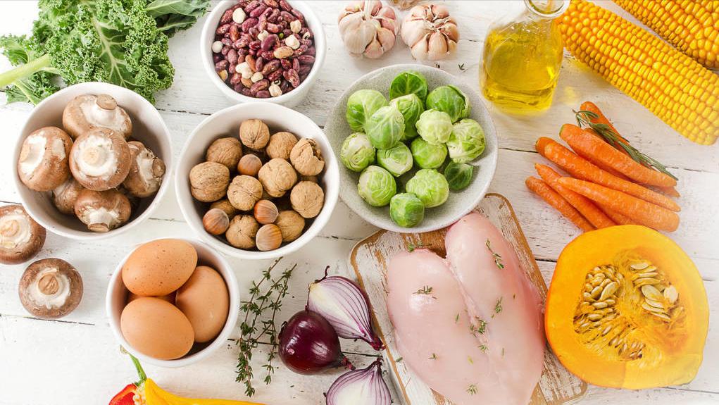 年轻女性突然白发增多是什么原因,中年女性有白发怎么调理