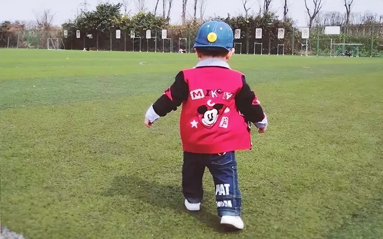 鸟脸妈妈坚持二胎,鸟脸妈妈不顾反对生二胎