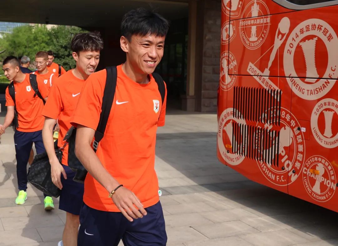 崔康熙和李铁谁是归化之父,中国足协有意崔康熙