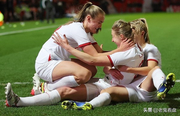 英格兰女足拉脱维亚,英格兰女足打中国进球瞬间