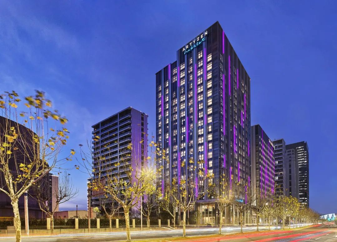 与你共赴一场春天的约会,说走就走赴一场春天的约会