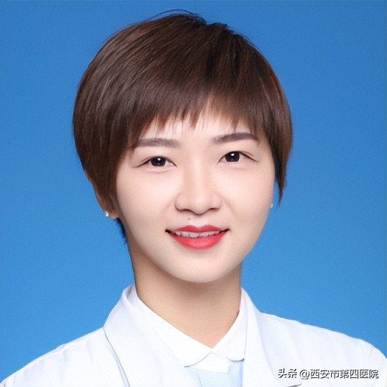 泪小管堵塞有眼屎正常吗,泪小管发炎出眼屎吗