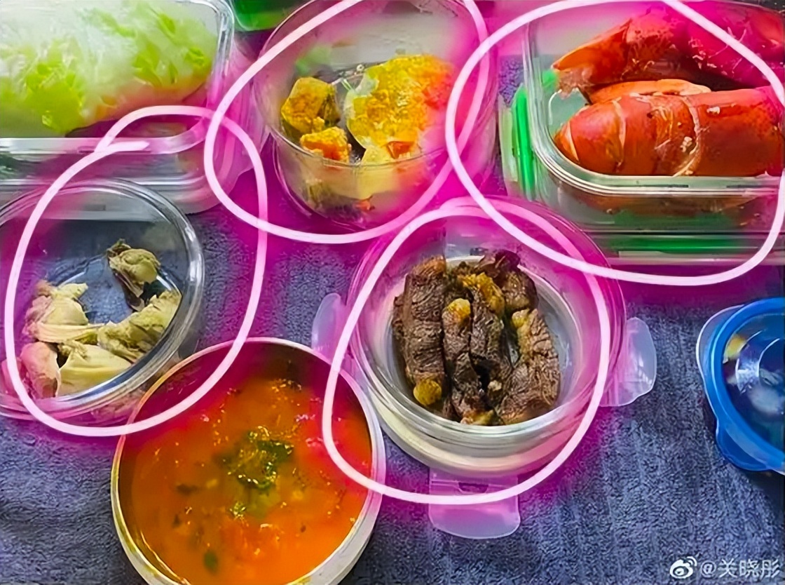 欧阳娜娜有多少钱,欧阳娜娜有多钱