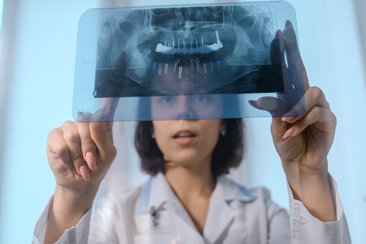 儿童牙齿前突矫正,七岁牙齿前突能矫正吗