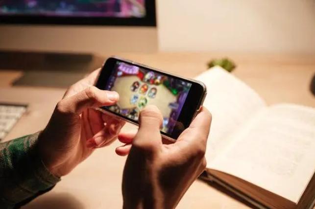 网络游戏外挂涉嫌多种违法,破特大非法经营网络游戏案