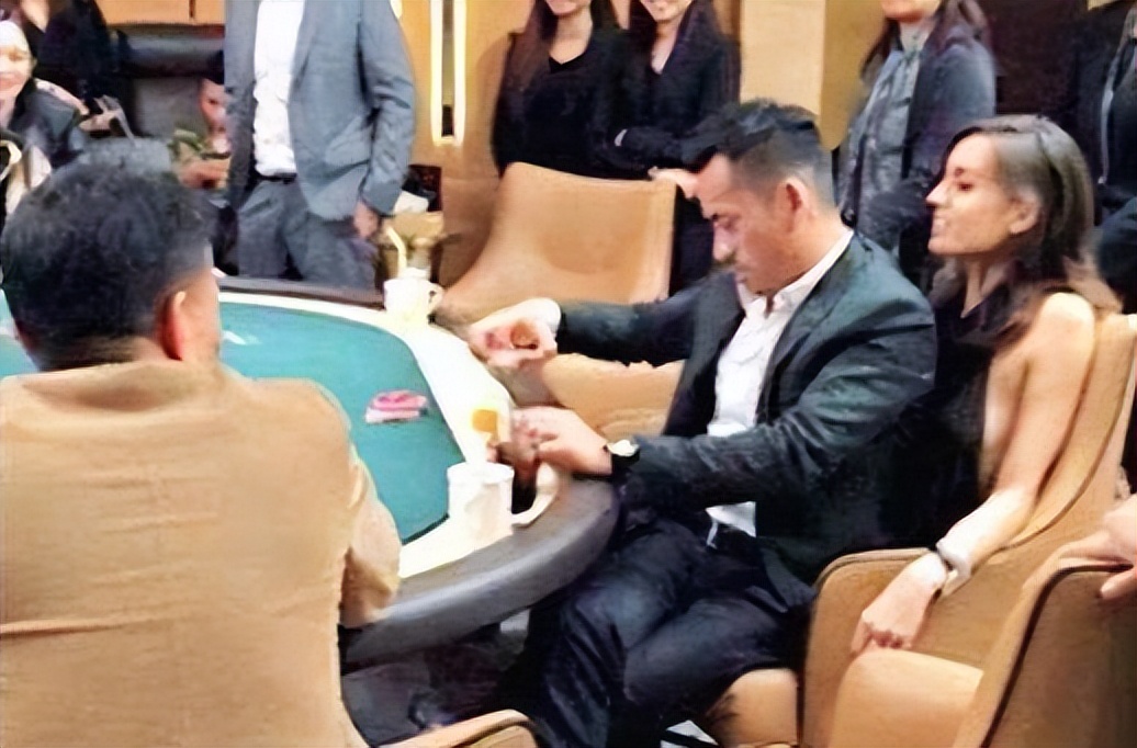 刘碧丽拿了多少分手费,刘碧丽到底几个孩子