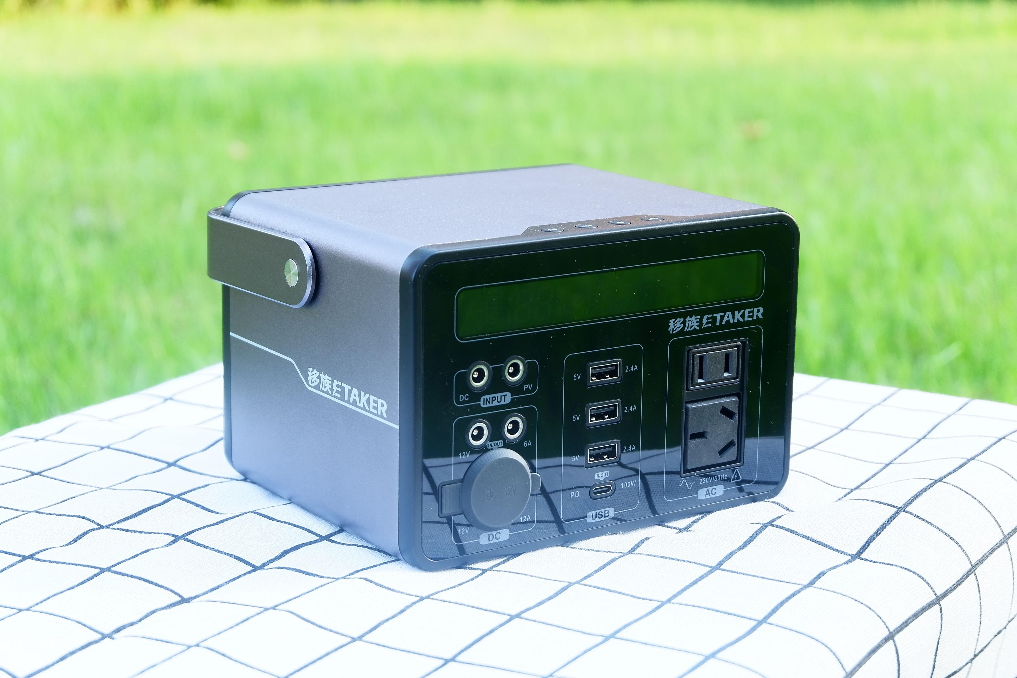 0.3度电的户外电源只有巴掌大小，350W大功率，移族P300确实香