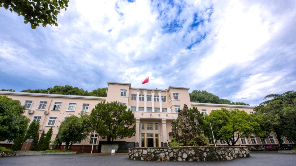 富士精工电梯助力华中农业大学，在光辉岁月中奋力前行