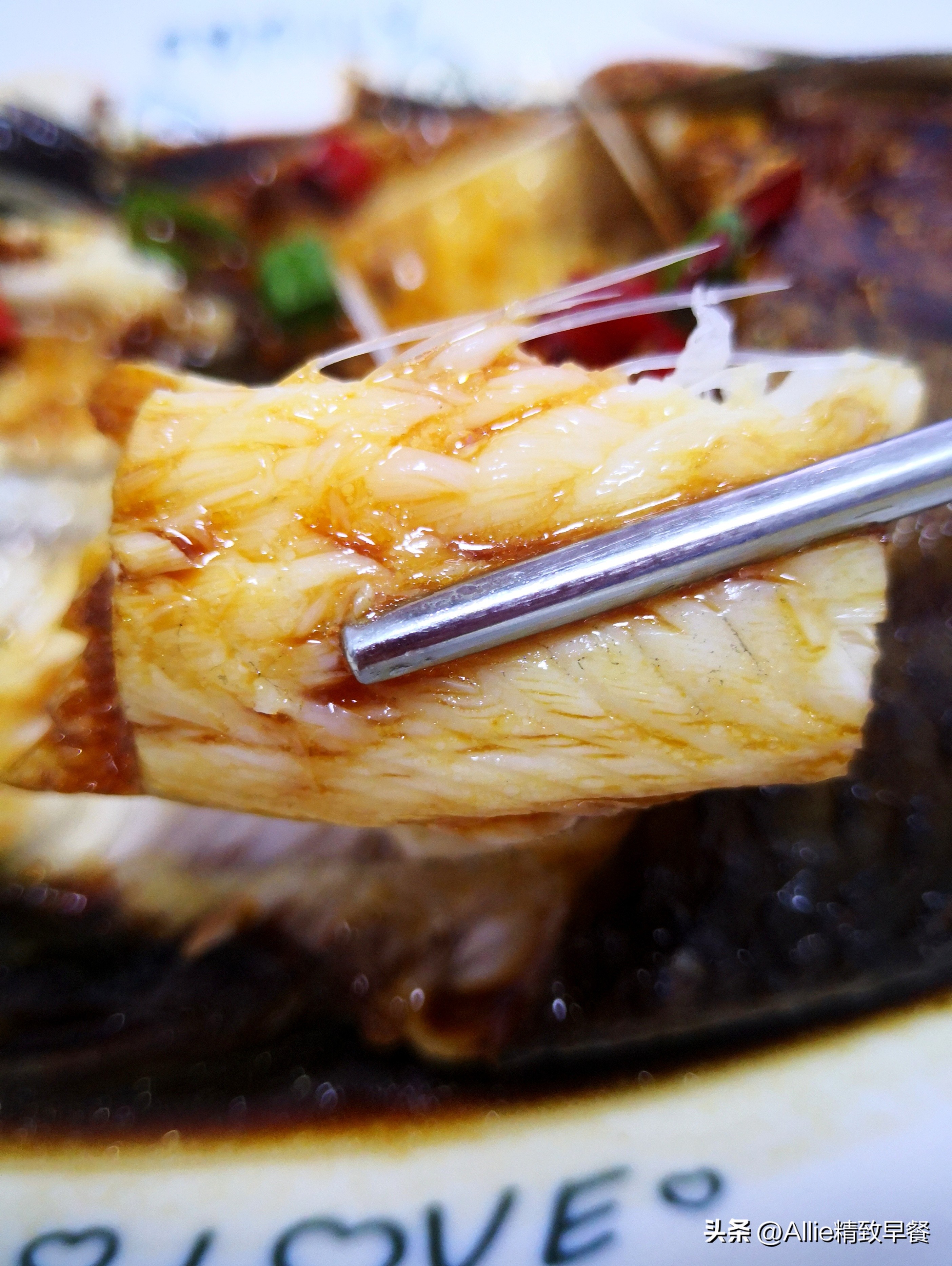 炖鱼不腥不放料酒的做法,不用料酒炖鱼怎么做好吃