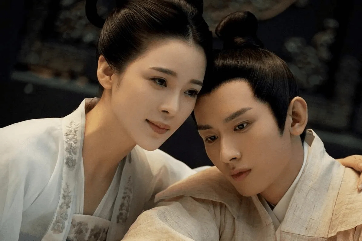 自称“迪幂孟扎”，被吴镇宇怼得哑口无言，她是怎么靠自黑翻车的