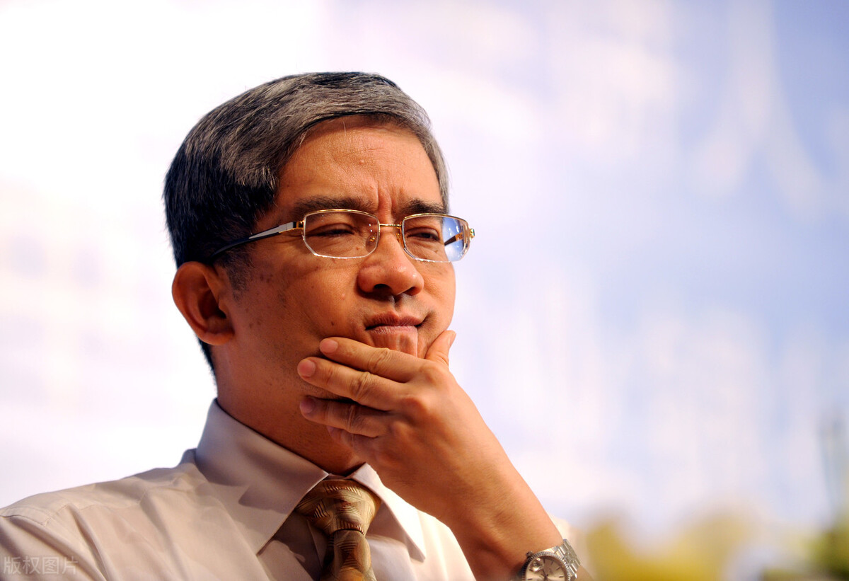 郎咸平给空姐买房,郎咸平拿回空姐房子了吗