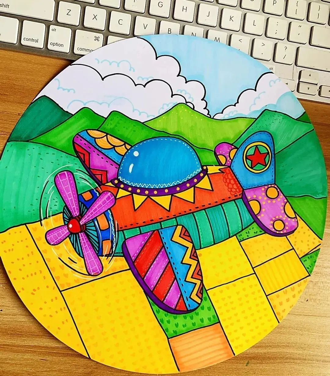 老房子细致的儿童画,十分细致的儿童画