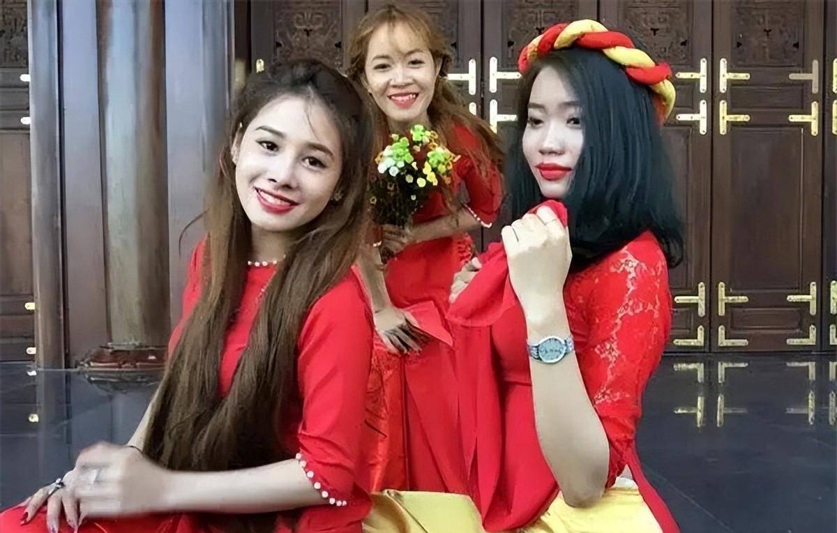 越南紫霞仙子嫁中国小伙子,越南媳妇紫霞回越南