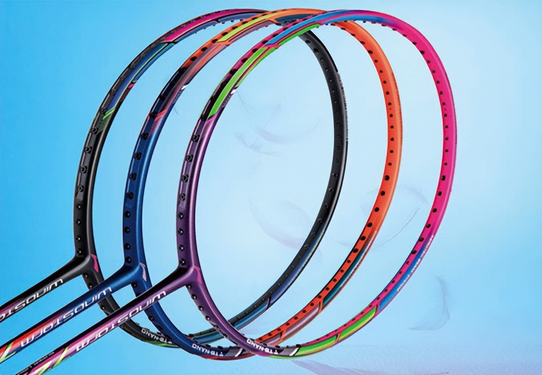 李宁羽毛球拍哪个系列最好150左右,李宁羽毛球拍哪个系列最好看