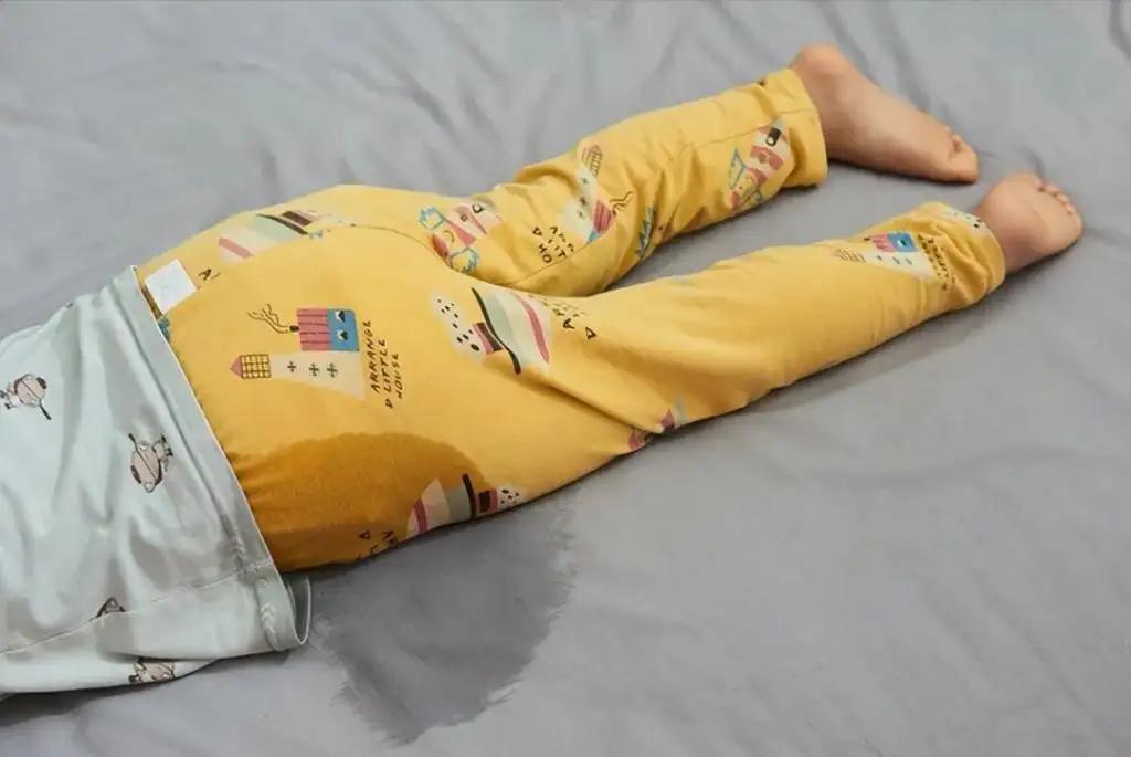 小孩子得了肾炎的症状,孩子肾炎的三大早期症状