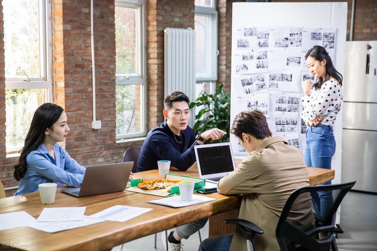 年轻人怎样赚到1000万,中年人失业怎么快速赚到钱