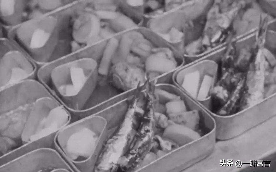 日本兵偏爱吃鸡！1937年*京大南***杀屠**中的荒唐一幕，家中有鸡能救命