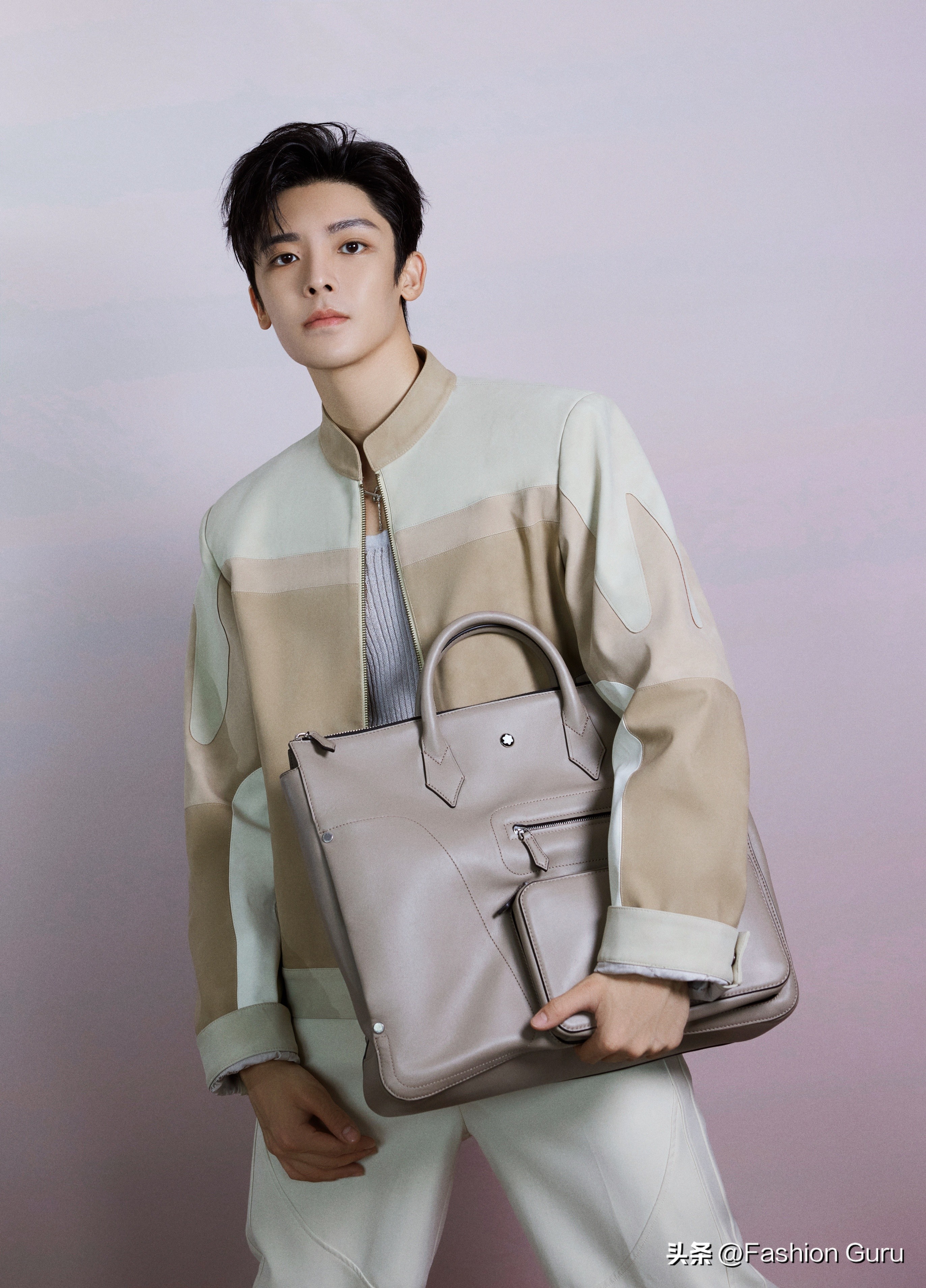 侯明昊、武大靖、朱亚文、张新成、无畏等都用上了万宝龙的包包