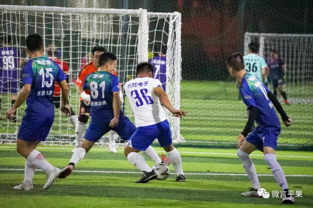 高明足球百川杯2022年16强赛,平果三中足球比赛