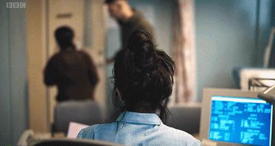 飙升9.4，太敢拍了！撕开血淋淋的现实，忍痛才刷完这剧...