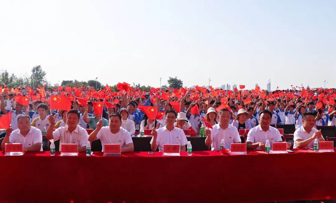 【文明实践】迎国庆迎盛会颂*党**恩——来感受下这个学校红歌比赛的热烈氛围