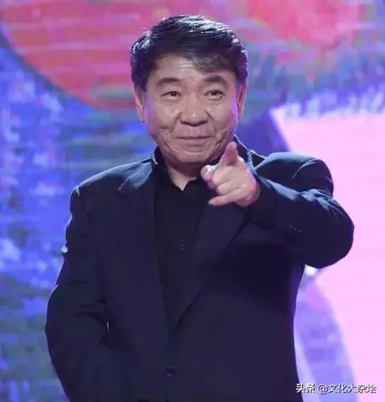 郑晓龙不敢用流量明星,郑晓龙谈从不用流量明星关晓彤