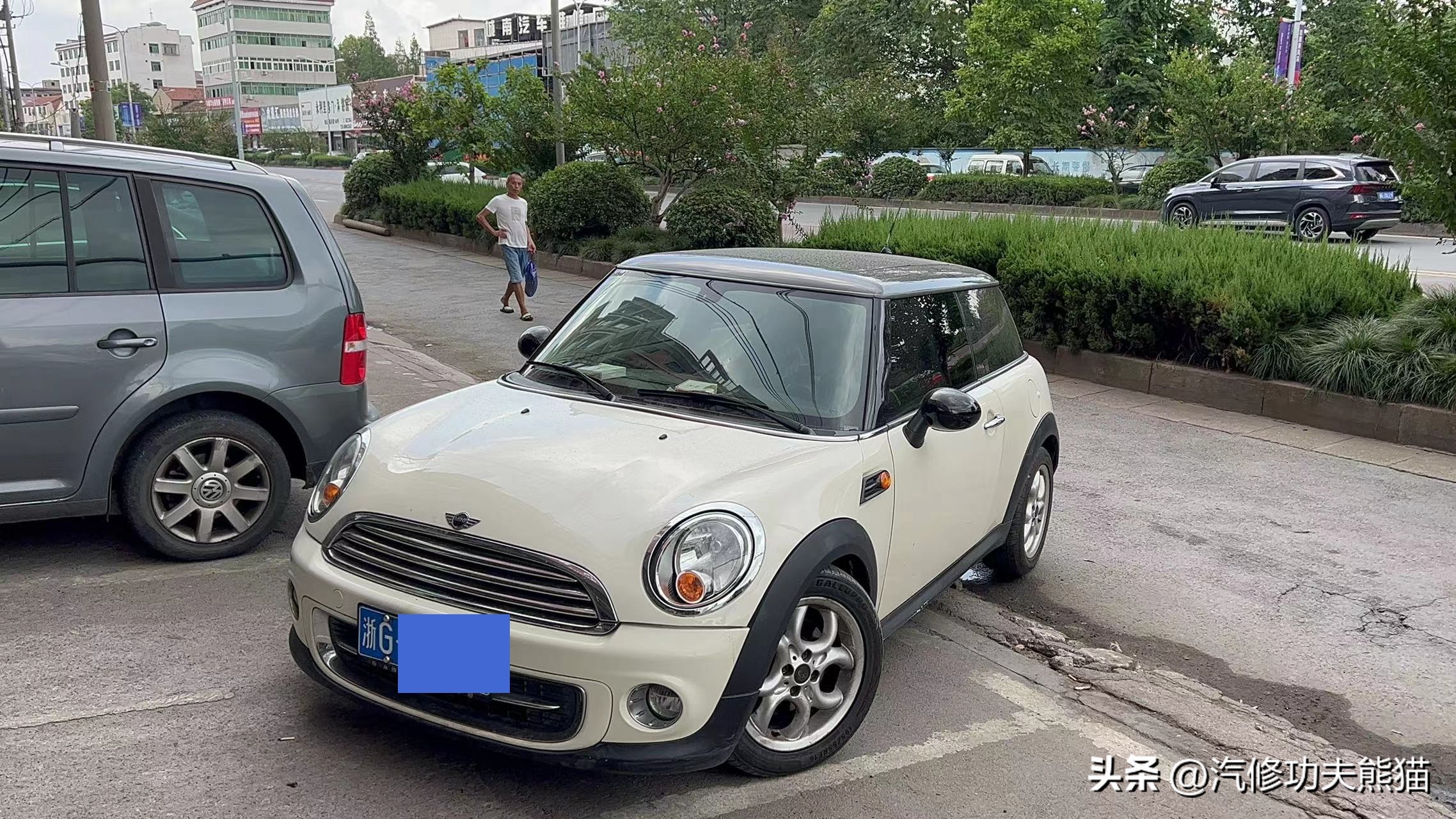 没听刘团长的劝，宝马MINI严重烧机油车主后悔不已，便宜没好货！