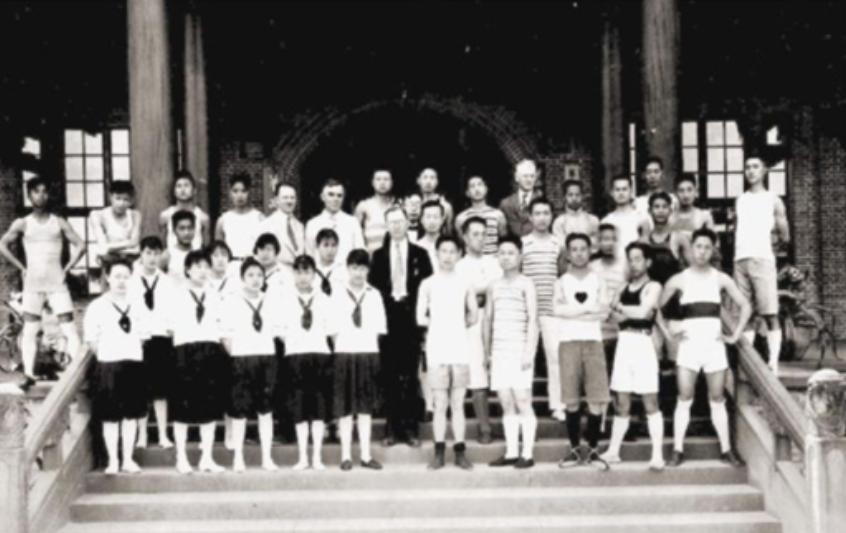 四川第一个标准的现代足球场在华西坝诞生？