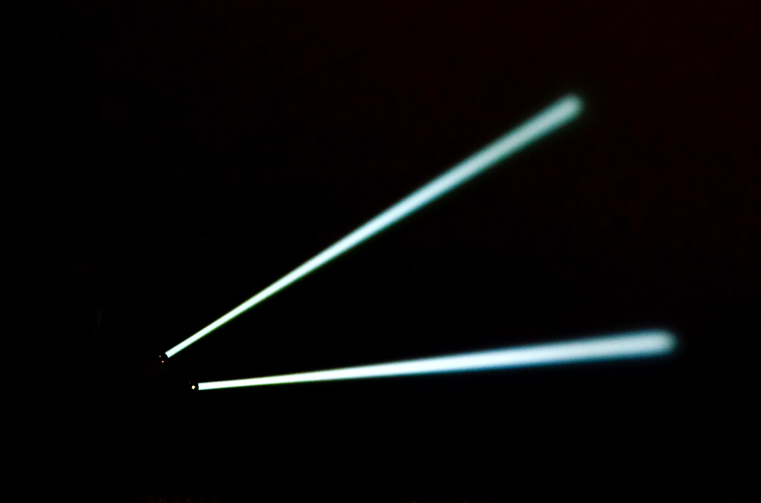 迈特明酷fw3白激光手电,迈特明酷虎头2号手电10000流明