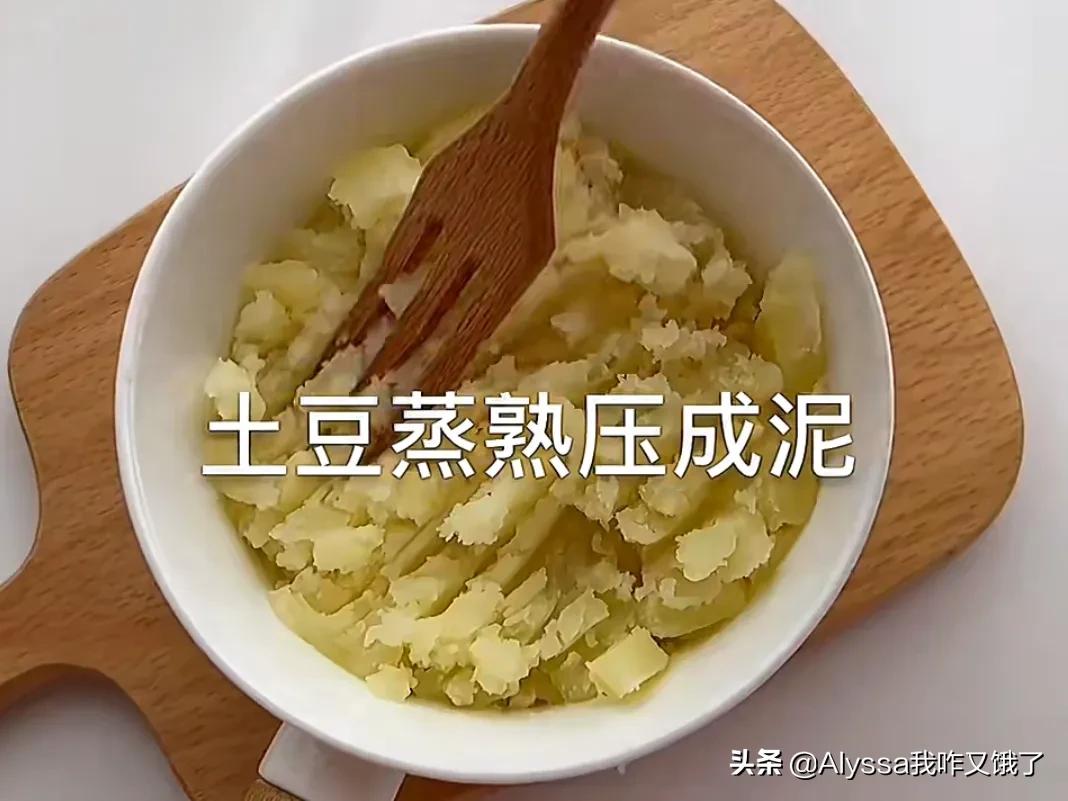 土豆泥热狗,土豆泥热狗棒不放面包糠