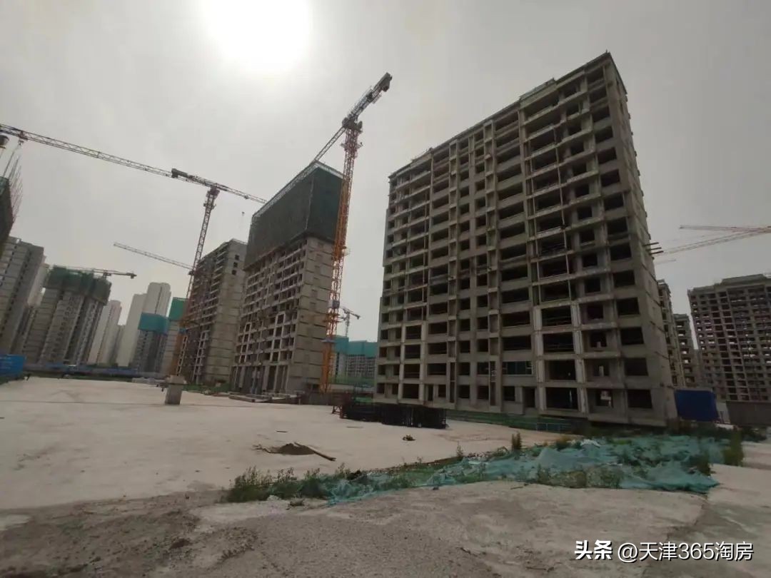 融创复工楼盘,天津融创精彩天地商业项目复工