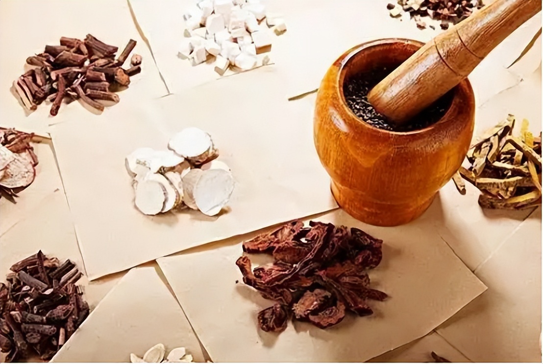 尿酸偏高的危害及解决方法,尿酸偏高的原因及解决方法