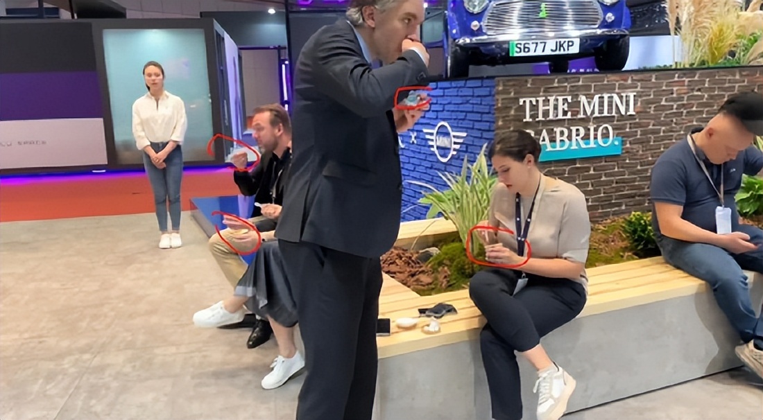 mini被指区别对待中外访客，一盒冰淇淋吃掉21亿欧元，打脸的是谁