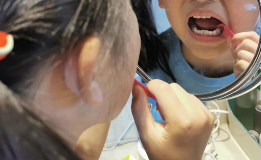 哪个牌子的电动牙刷好用不伤牙,儿童电动牙刷护牙怎么选