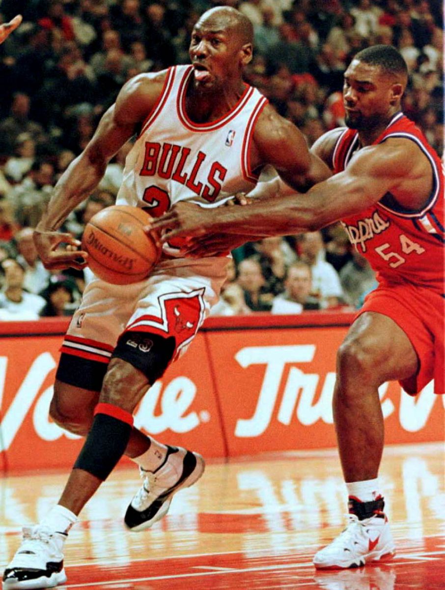 从控卫到中锋的球员,从后卫打到中锋的有谁