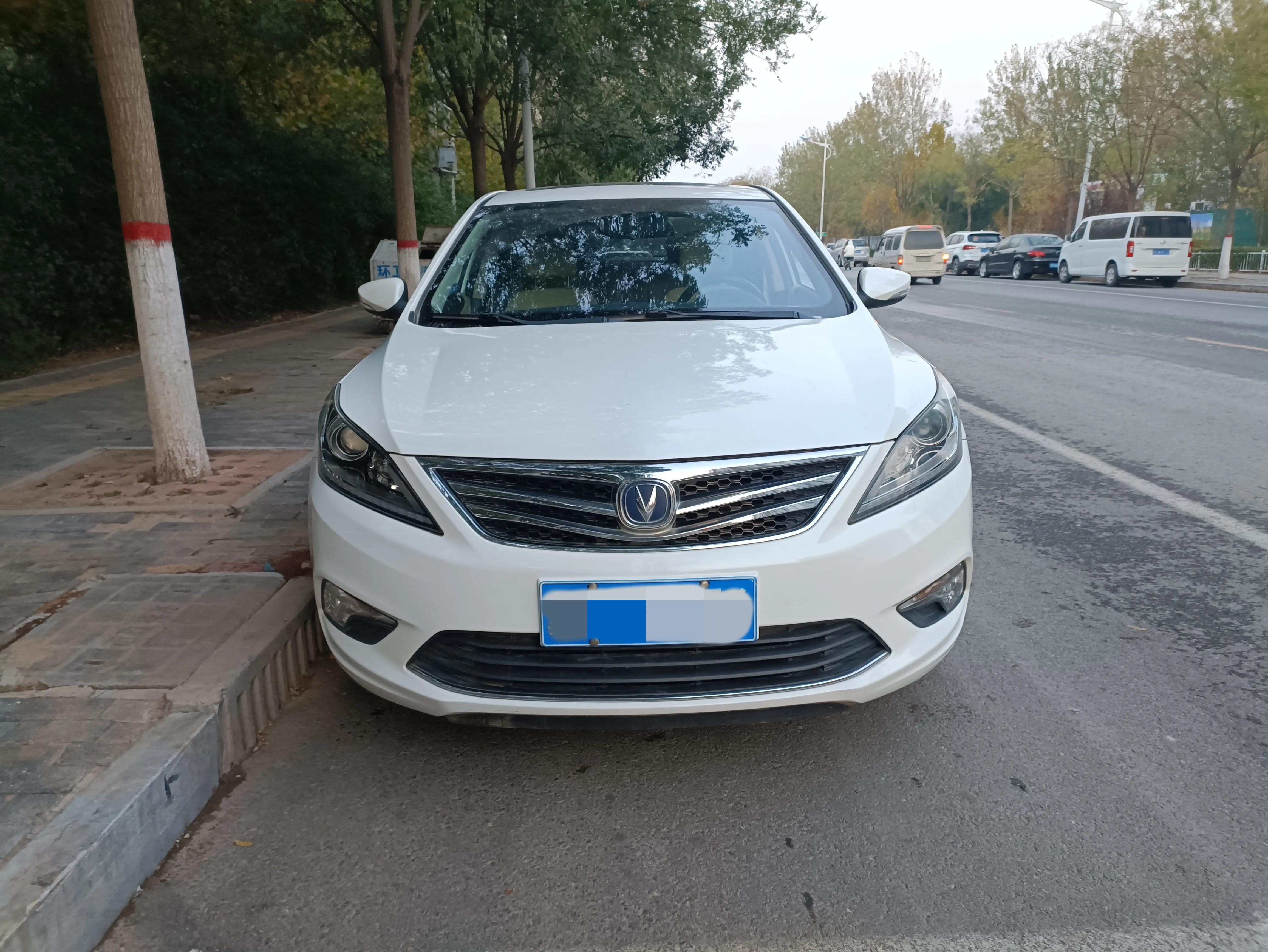 逸动升级汽车音响,逸动四喇叭和六喇叭