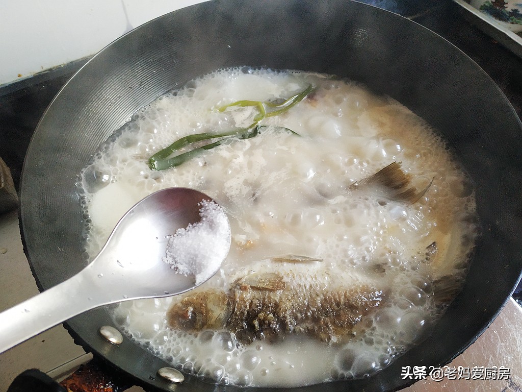 辅食山药鲫鱼汤,儿童鲫鱼山药汤