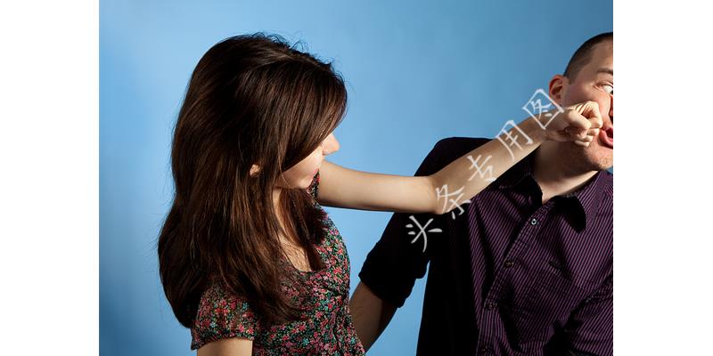 女子怀孕四个月吃煎蛋被赶出家门,女子怀孕因一个鸡蛋被抛弃完整版